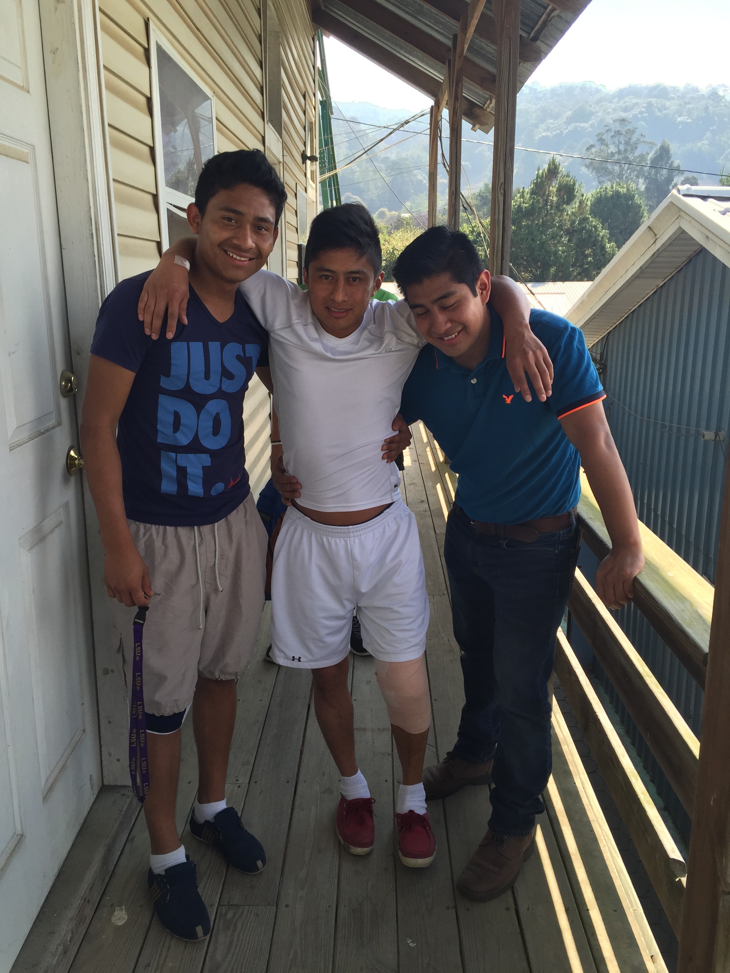 Paco & Josue helping Oscar to his room