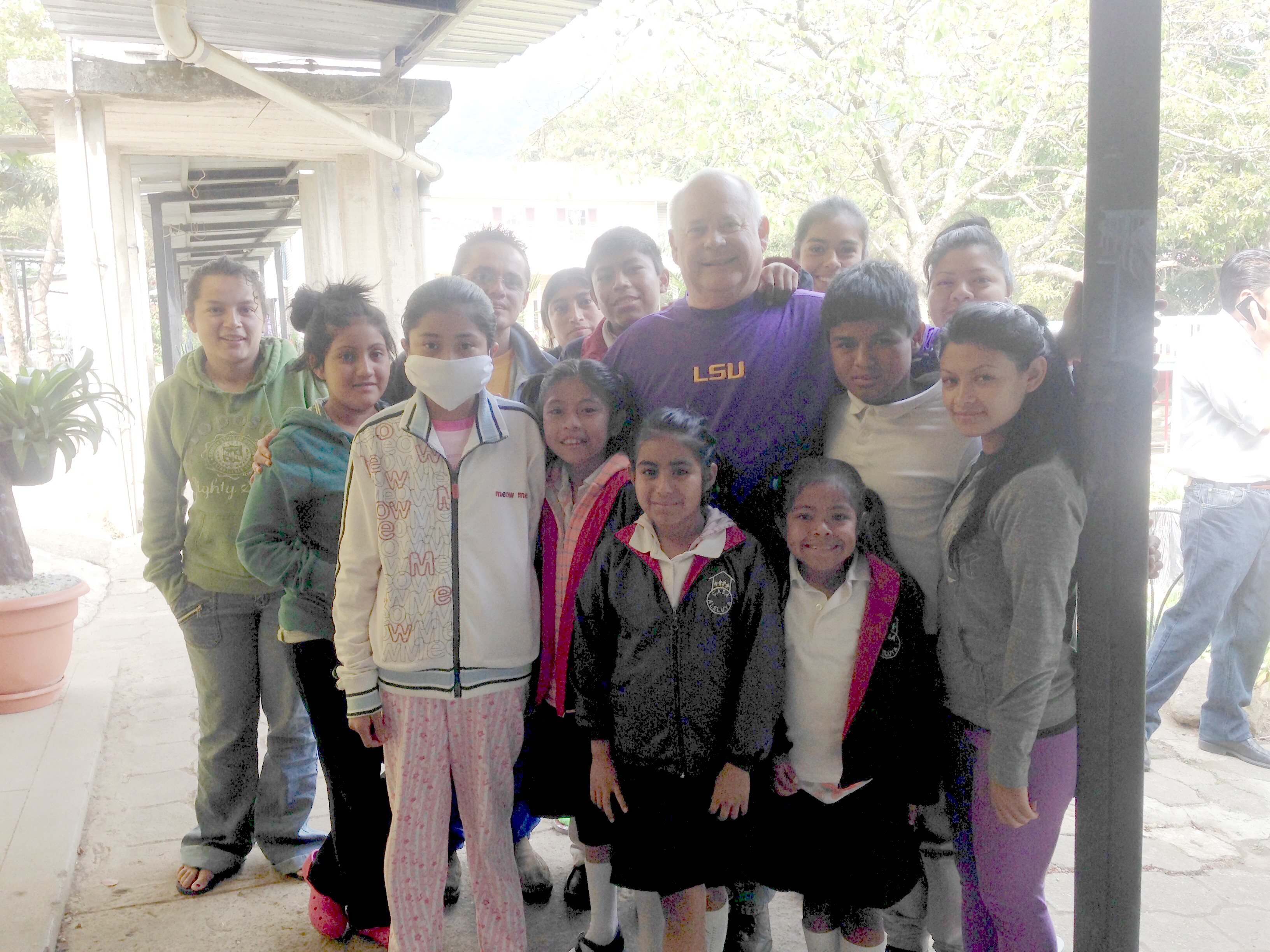 Karen with all the dialysis children & workers
